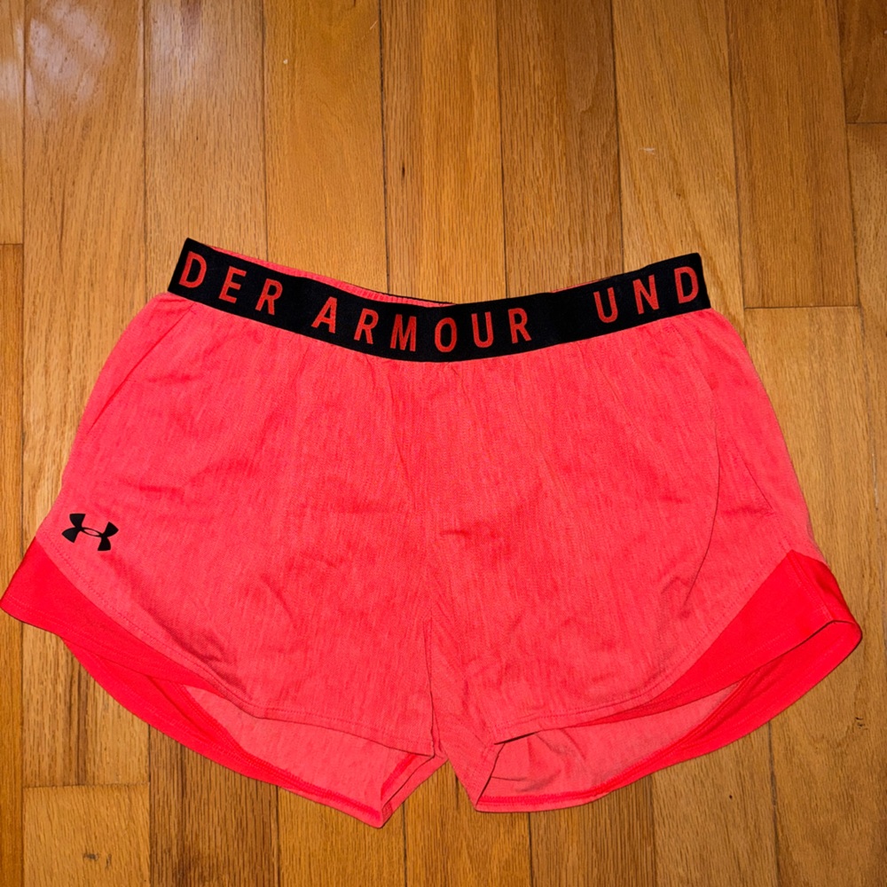 Women’s Under Armour Play Up Shorts Size M